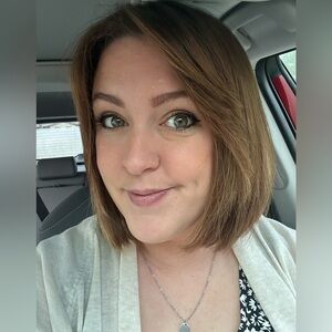 Meet your Posher, Allyson